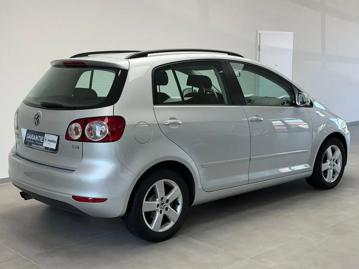 Gebraucht VW Golf Plus Cross Comfortline 122 PS (89 kW) 2012 Grau Kleinwagen
