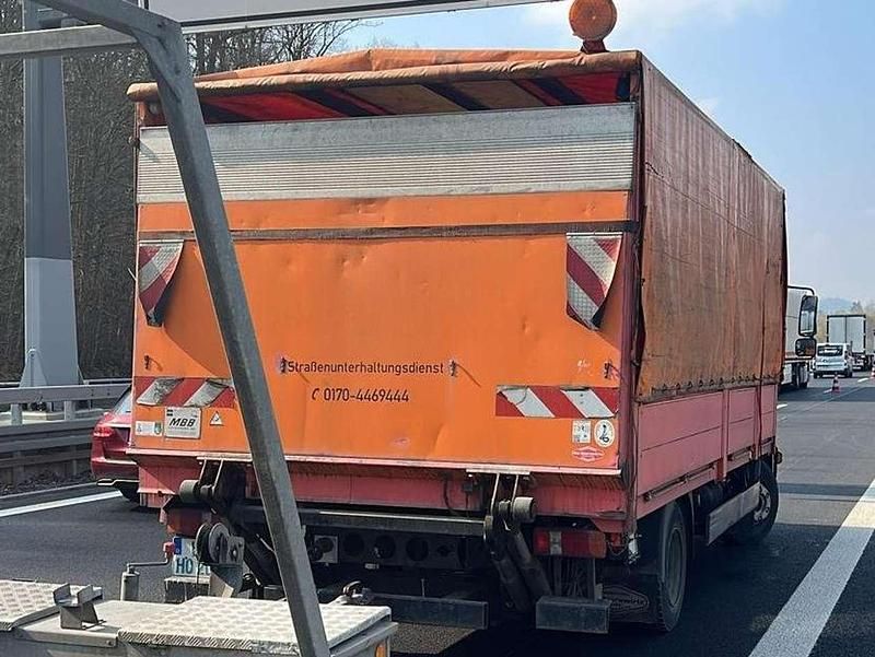 Gebraucht MAN TGE 179 PS (131 kW) 2005 Orange Van