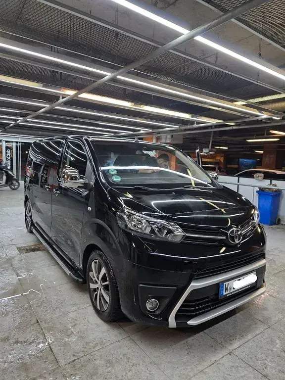 Gebraucht Toyota Proace Team 177 PS (130 kW) 2020 Schwarz Van / Kleinbus