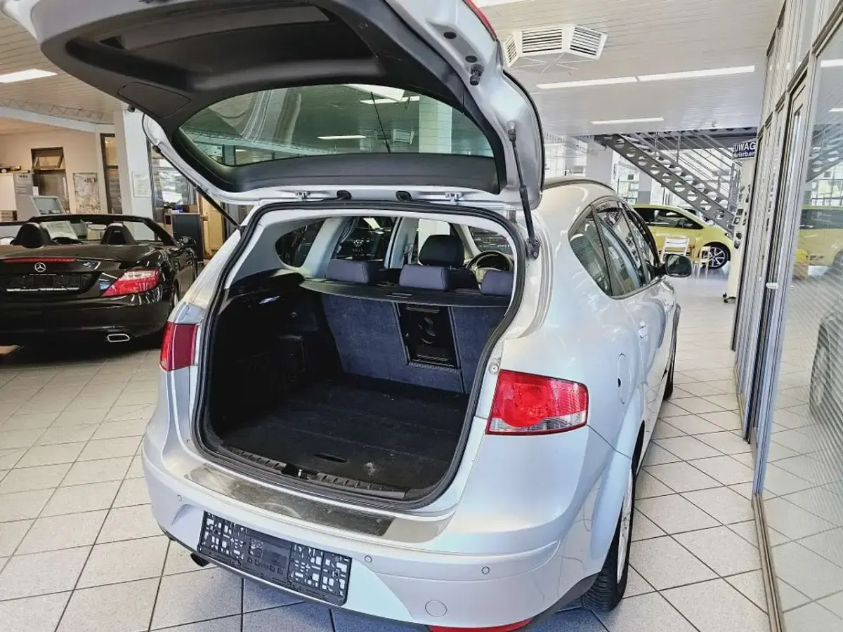 Gebraucht Seat Altea XL 105 PS (77 kW) 2014 Silbermet. Van / Kleinbus