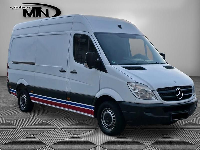 Weiß Gebraucht 2011 Mercedes Sprinter Van | 10.990 € (Fairer Preis) - Bild 1/4
