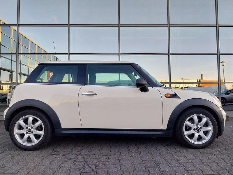 Gebraucht Mini ONE 98 PS (72 kW) 2010 Weiß Kleinwagen