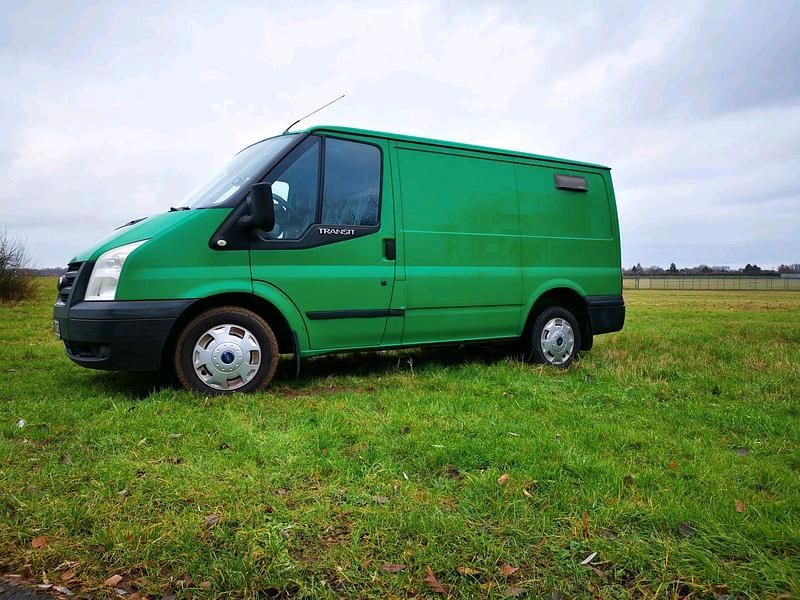 Second-hand Ford Transit 86 CP (63 kW) 2009 Verde Berlinǎ