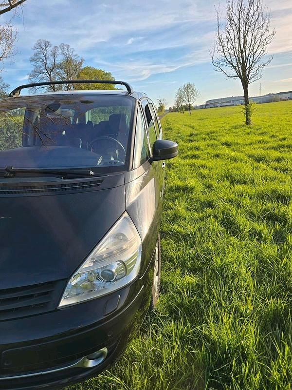 Gebraucht Renault Espace 173 PS (127 kW) 2011 Schwarz Van / Kleinbus