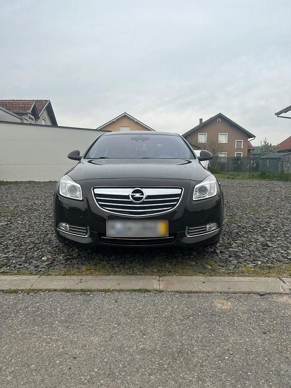 Gebraucht Opel Insignia OPC 325 PS (239 kW) 2012 Braun Limousine