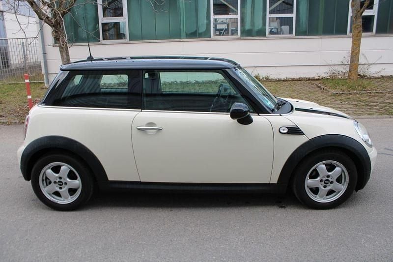 Gebraucht Mini Cooper Pepper 120 PS (88 kW) 2008 Weiß Kleinwagen