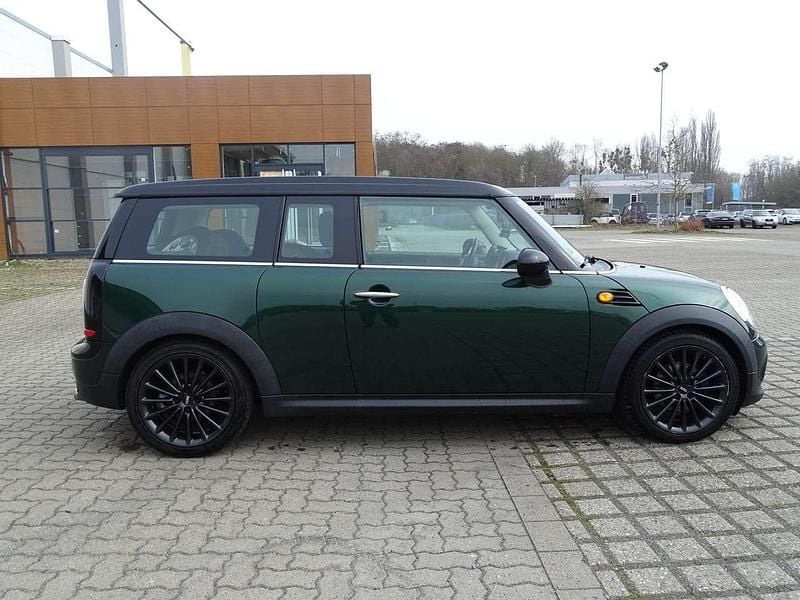 Gebraucht Mini Cooper D Clubman 111 PS (81 kW) 2011 British racing green ii Kombi