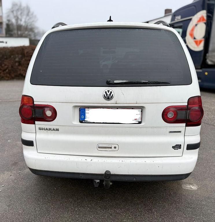 Gebraucht VW Sharan Trendline 140 PS (102 kW) 2009 Weiß Van / Kleinbus