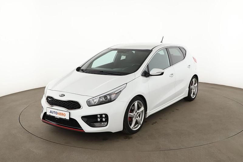 Gebraucht Kia Ceed GT-Challenge 204 PS (150 kW) 2015 Weiß Kleinwagen