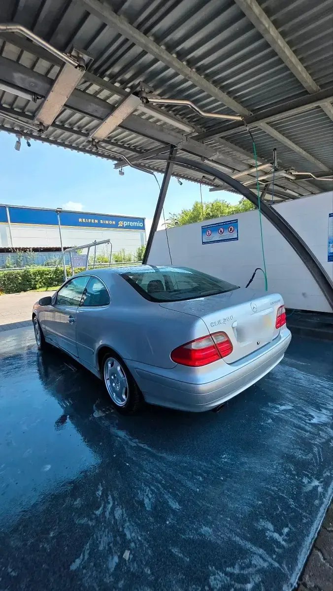Gebraucht Mercedes CLK200 197 PS (144 kW) 2000 Grau Coupé