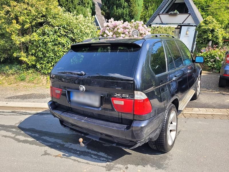 Second-hand BMW X5 218 CP (160 kW) 2005 Negru SUV