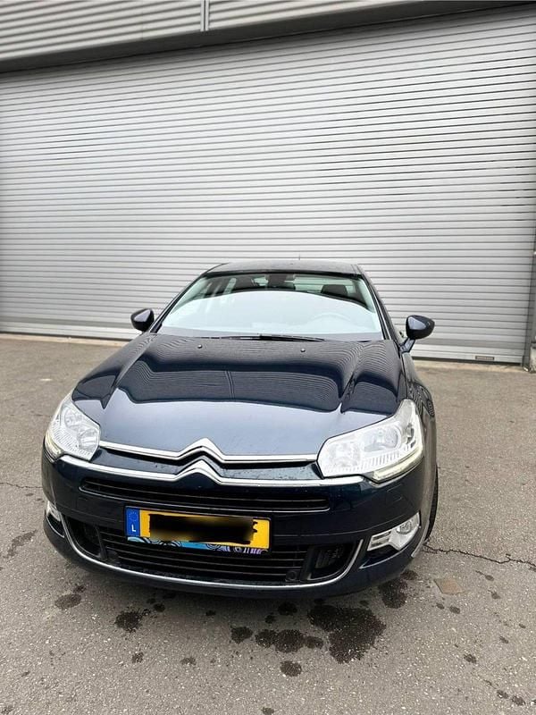 Blau Gebraucht 2010 Citroën C5 Limousine | 6.999 € - Bild 1/4