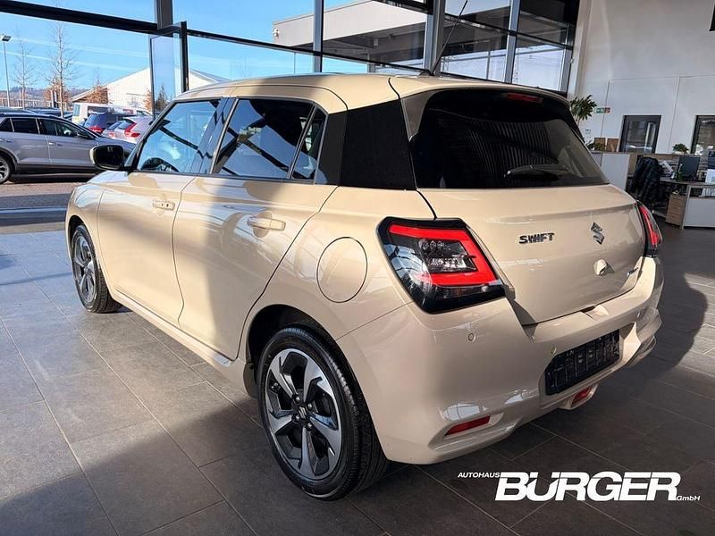Gebraucht Suzuki Swift Comfort+ 83 PS (61 kW) 2025 Beige Kleinwagen