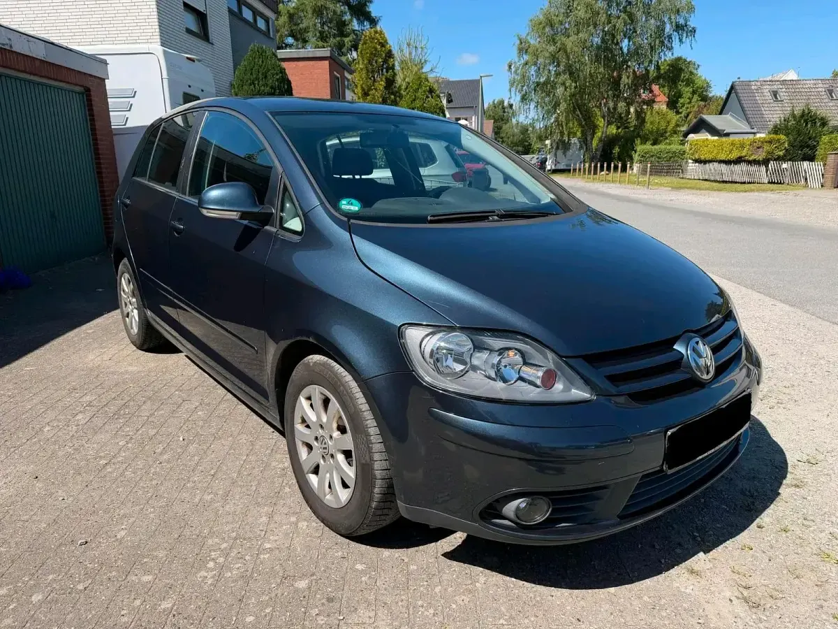 Occasion VW Golf IV 101 ch (74 kW) 2005 Noir Berline
