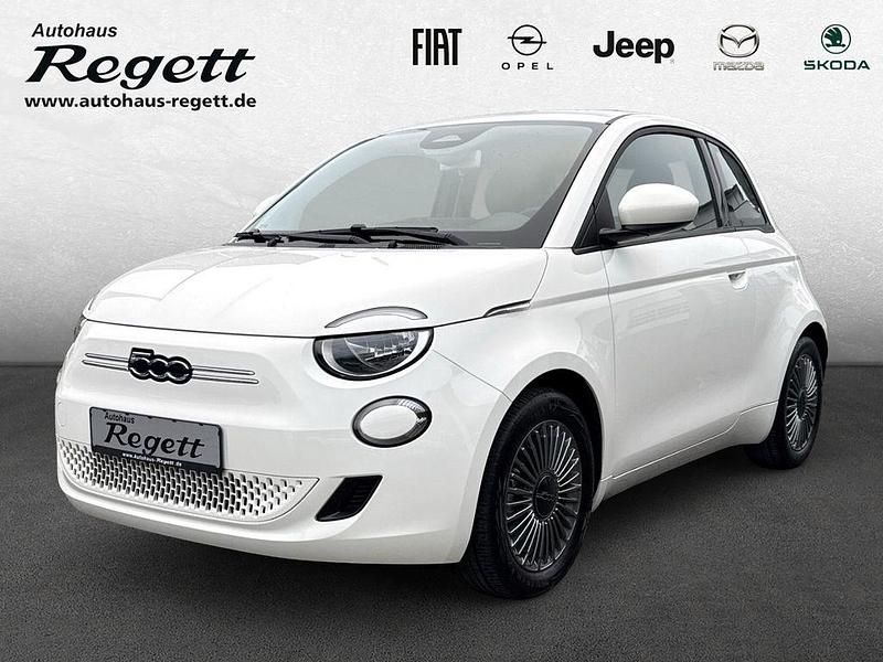 Arktis weiß) (weiss Gebraucht 2021 Fiat 500e Action Kleinwagen | 12.990 € (Etwas zu teuer) - Bild 1/4