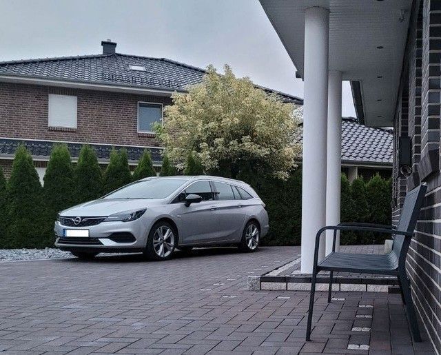 Silber Gebraucht 2021 Opel Astra Elegance Kombi | 14.000 € (Guter Preis) - Bild 1/4