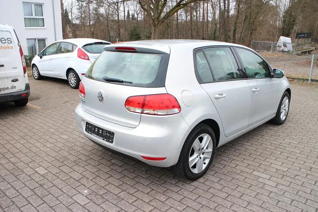 Gebraucht VW Golf VI Comfortline 80 PS (58 kW) 2009 Silber Kleinwagen