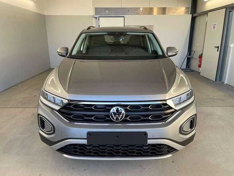 Neu VW T-Roc Life 150 PS (110 kW) 2026 [k2k2] pyrit silber me... SUV