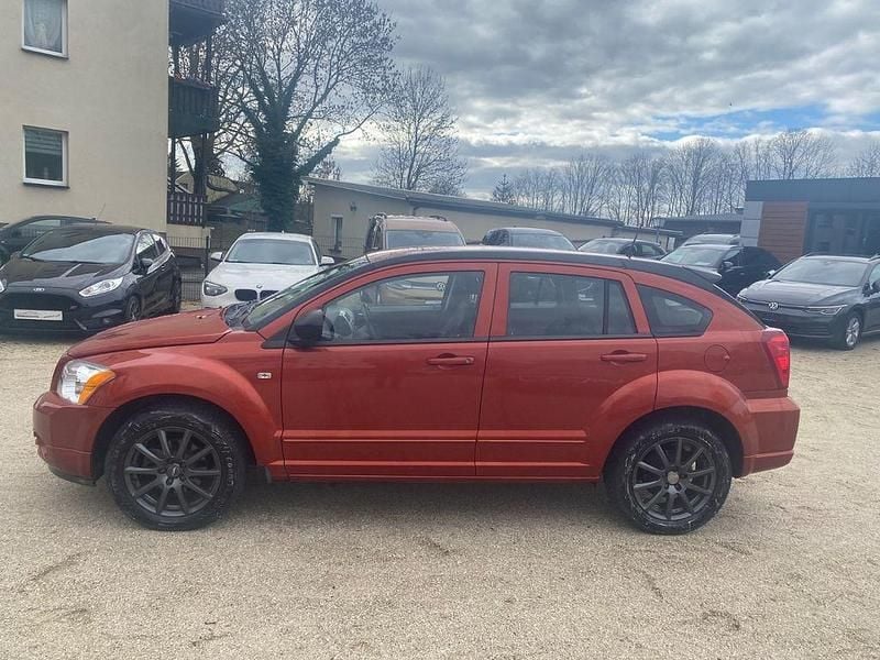 Gebraucht Dodge Caliber SXT 156 PS (114 kW) 2009 Orange Kleinwagen
