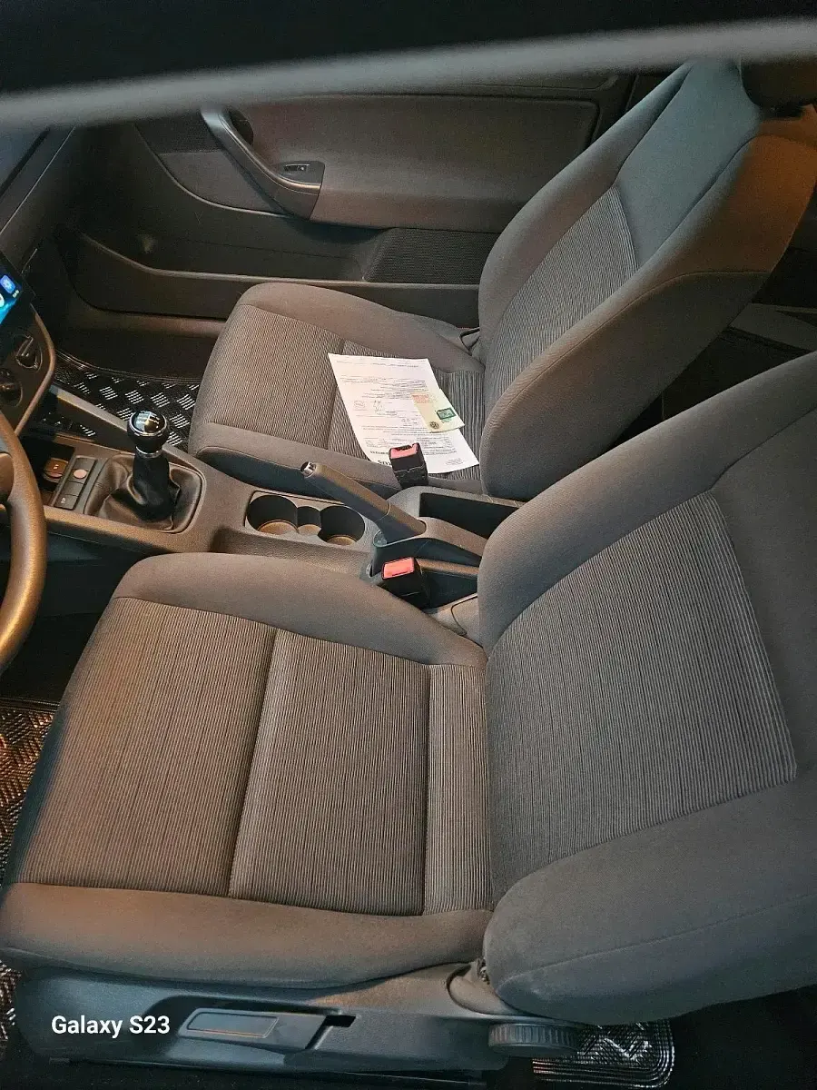 Gebraucht VW Golf V 75 PS (55 kW) 2005 Silber Kleinwagen