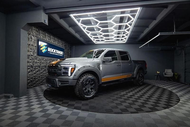 Używany Ford V8 Raptor 405 KM (297 kW) 2024 Szary SUV