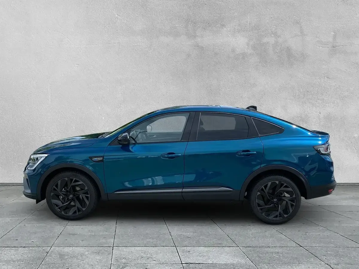 Gebraucht Renault Arkana Bose Edition 158 PS (116 kW) 2025 Blau SUV