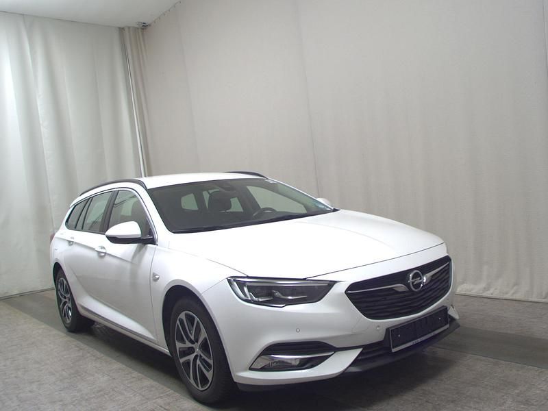 Gebraucht Opel Insignia Edition 165 PS (121 kW) 2019 Weiß Kombi