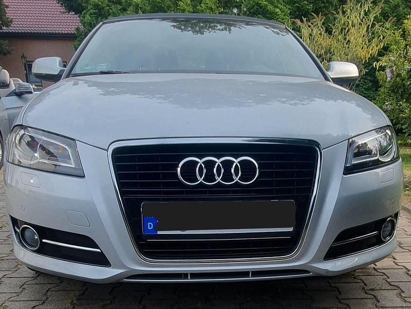 Gebraucht Audi A3 Cabriolet S-Line 160 PS (117 kW) 2012 Silber Cabrio