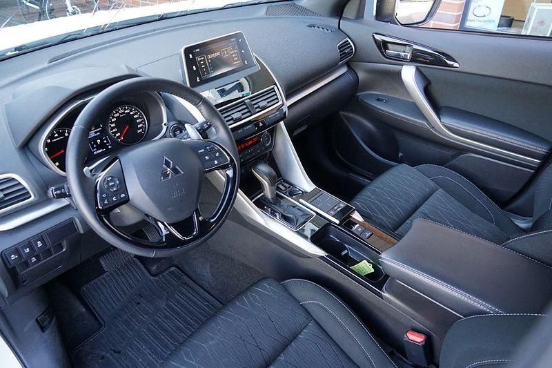 Gebraucht Mitsubishi Eclipse Cross Diamant Edition 163 PS (119 kW) 2020 Weiß SUV