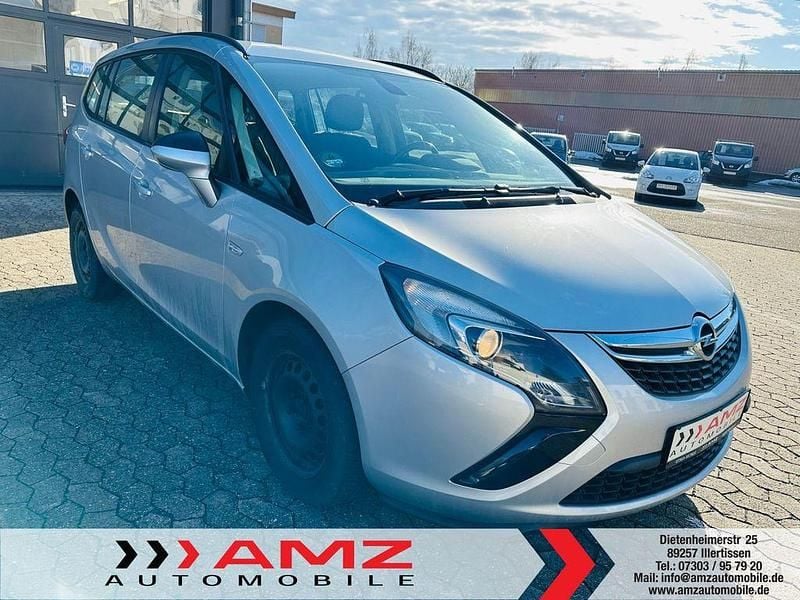 Gebraucht Opel Zafira Tourer Edition 140 PS (102 kW) 2013 Silber Van / Kleinbus