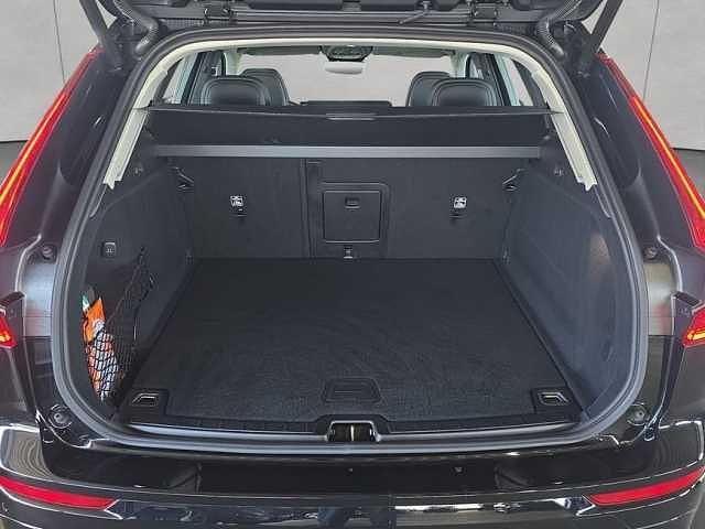 Gebraucht Volvo XC60 184 PS (135 kW) 2024 SUV