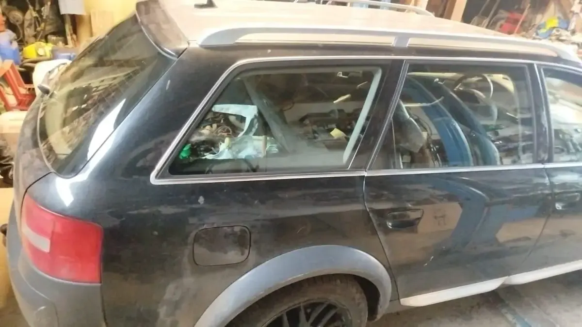 Gebraucht Audi A6 180 PS (132 kW) 2002 Schwarz Kombi