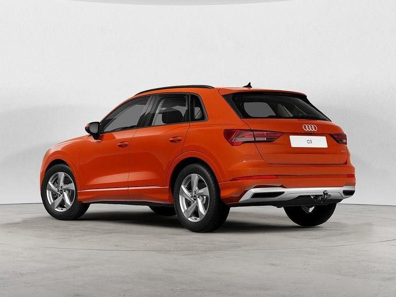 Gebraucht Audi Q3 Ambiente 190 PS (139 kW) 2023 Pulsorange SUV