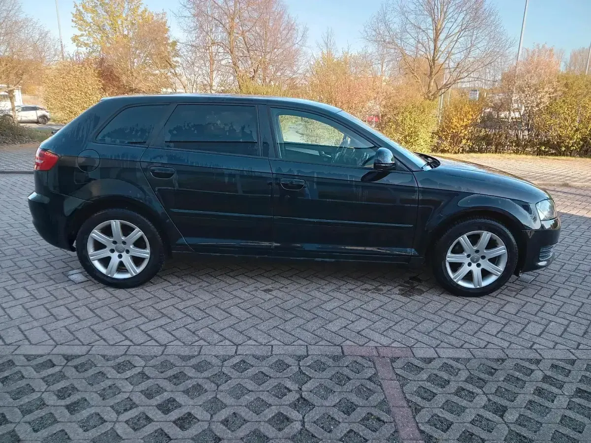 Gebraucht Audi A3 125 PS (91 kW) 2009 Schwarz Kleinwagen