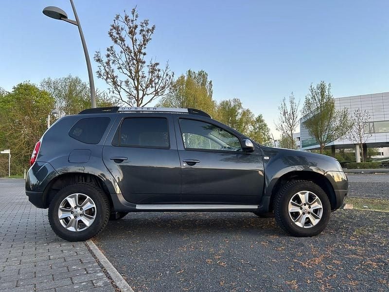 Używany Dacia Duster 114 KM (83 kW) 2018 Szary SUV