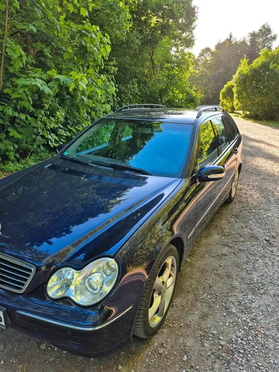 Gebraucht Mercedes C200 Avantgarde 163 PS (119 kW) 2004 Violet Kombi