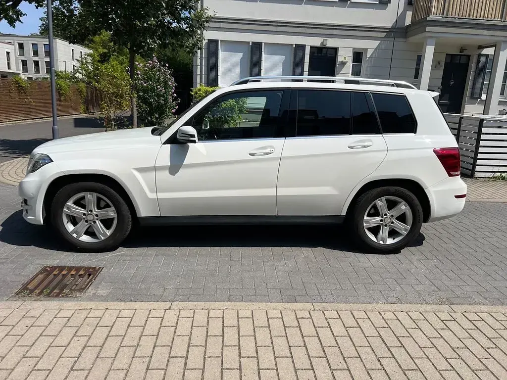 Gebraucht Mercedes GLK250 AMG 204 PS (150 kW) 2014 Weiß SUV