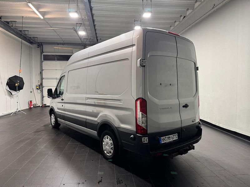 Gebraucht Ford Transit 155 PS (114 kW) 2016 Silber Limousine
