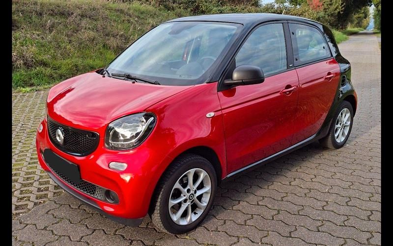 Gebraucht 2018 Smart ForFour Kleinwagen | 10.900 € (Fairer Preis) - Bild 1/4