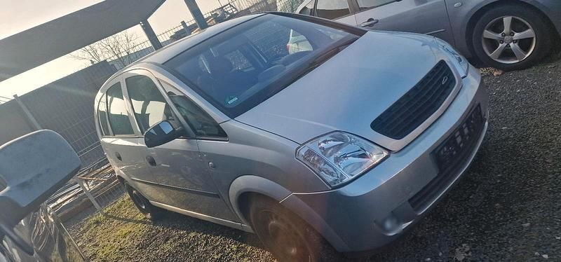 Gebraucht Opel Meriva 125 PS (91 kW) 2003 Silber Van / Kleinbus
