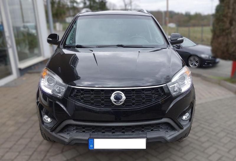 Gebraucht Ssangyong (KGM) Korando Quartz 150 PS (110 kW) 2015 Schwarz SUV