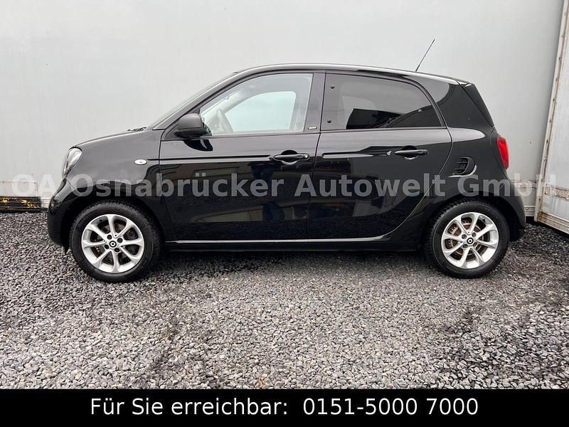 Second-hand Smart ForFour 90 CP (66 kW) 2016 Negru Hatchback
