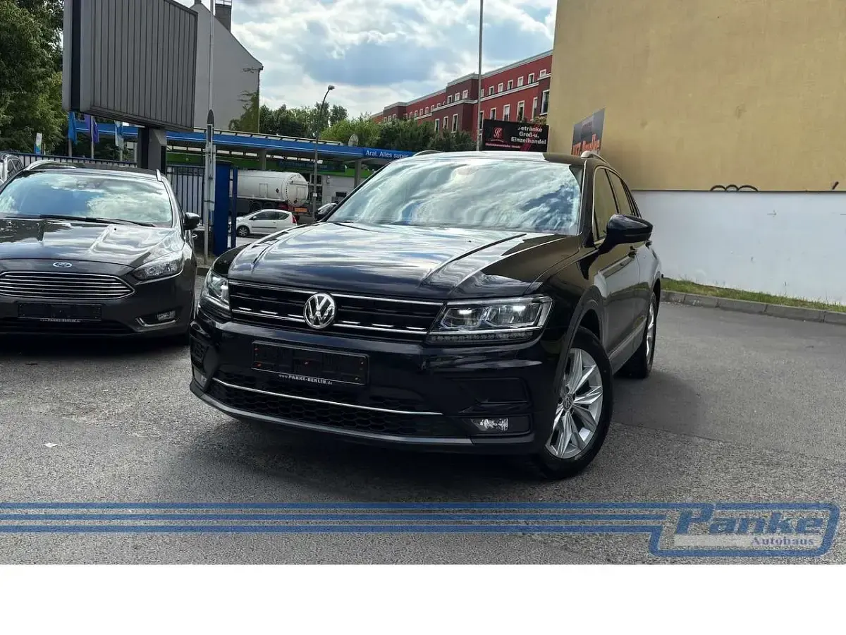 Gebraucht VW Tiguan Highline 150 PS (110 kW) 2020 Schwarz SUV