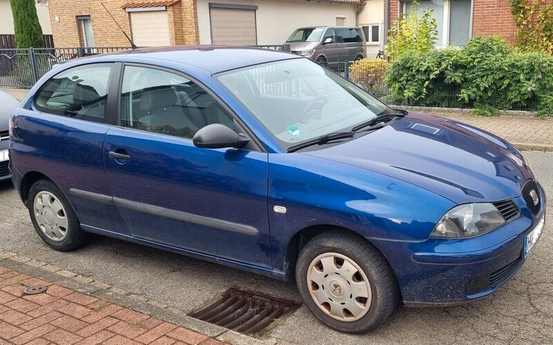 Gebraucht Seat Ibiza Fresh 64 PS (47 kW) 2003 Blau Limousine