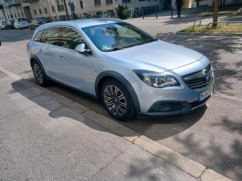 Blau Gebraucht 2013 Opel Insignia Country Tourer Kombi | 7.000 € (Guter Preis) - Bild 1/4