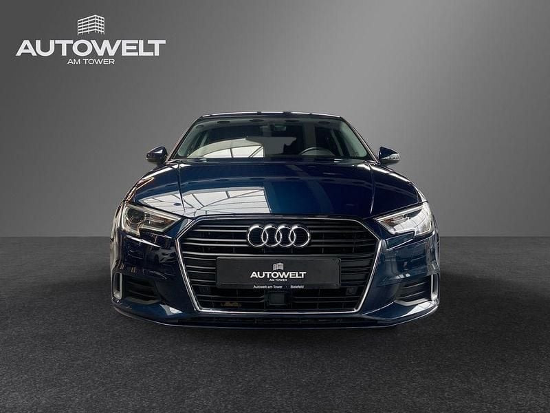 Gebraucht Audi A3 Sport 150 PS (110 kW) 2021 Blau Limousine