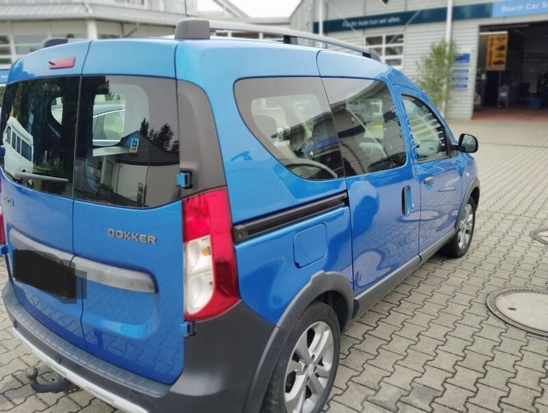 Blau Gebraucht 2016 Dacia Dokker Stepway Van | 6.500 € (Superpreis) - Bild 1/4