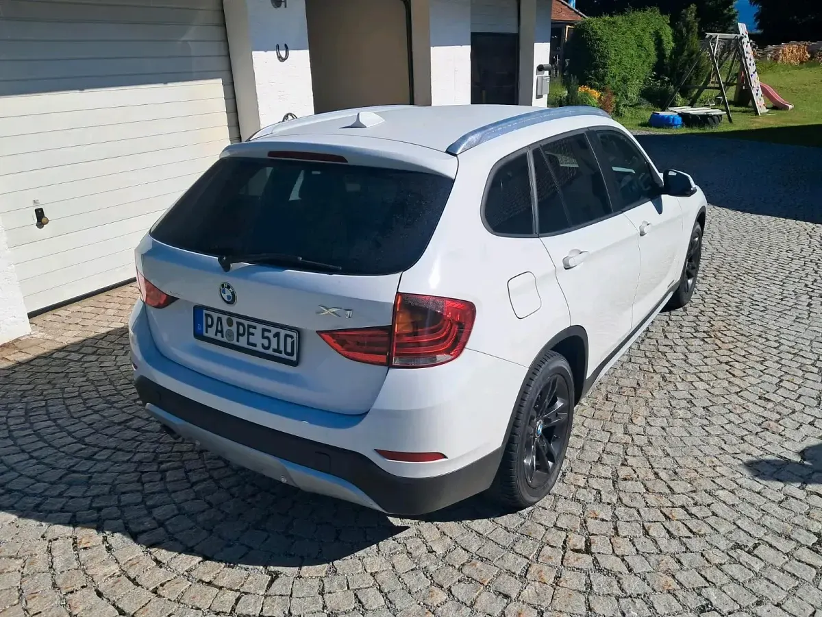 Gebraucht BMW X1 184 PS (135 kW) 2013 Weiß SUV