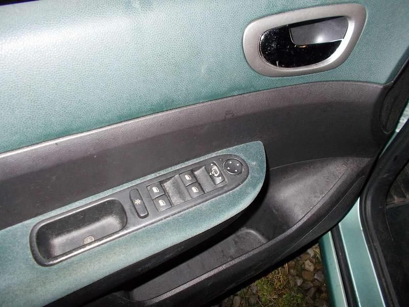 Gebraucht Peugeot 307 109 PS (80 kW) 2002 Grün Kombi