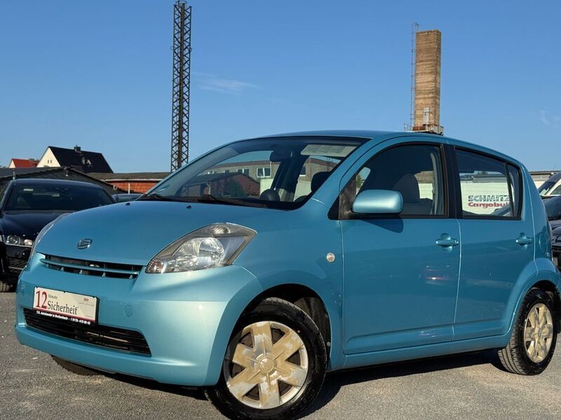 Blau Gebraucht 2006 Daihatsu Sirion Kleinwagen | 2.999 € (Fairer Preis) - Bild 1/4
